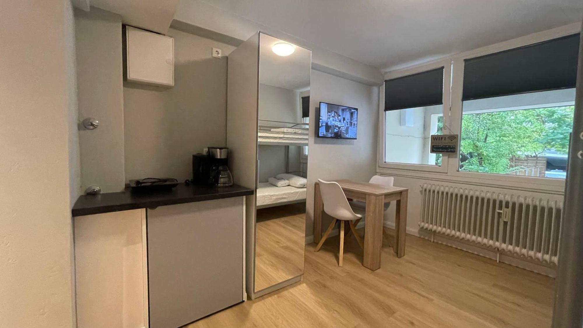 Suesses Kleines Und Zentrales Apartment Fuer Zwei Personen Mitten In Hambourg Extérieur photo