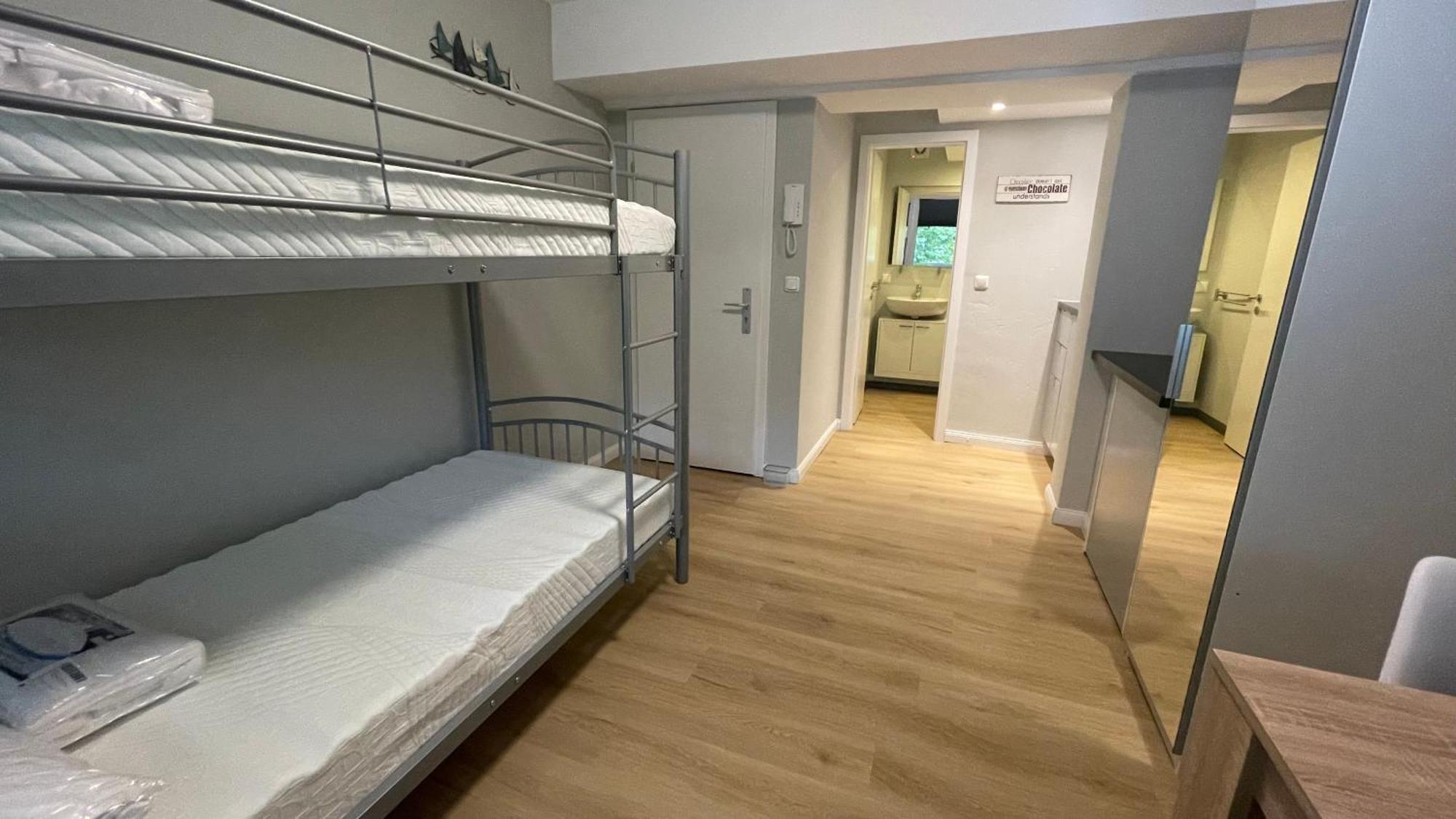 Suesses Kleines Und Zentrales Apartment Fuer Zwei Personen Mitten In Hambourg Extérieur photo