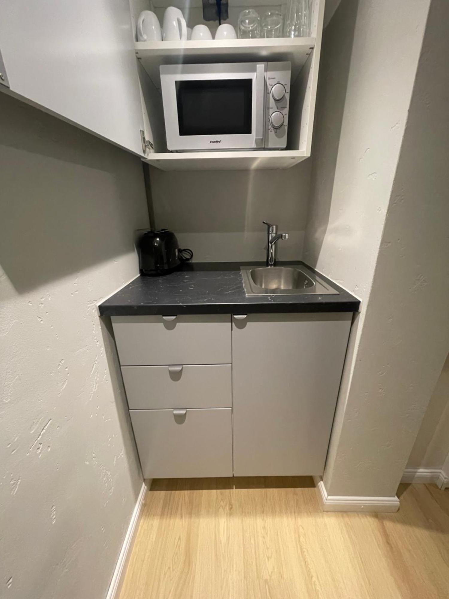 Suesses Kleines Und Zentrales Apartment Fuer Zwei Personen Mitten In Hambourg Extérieur photo