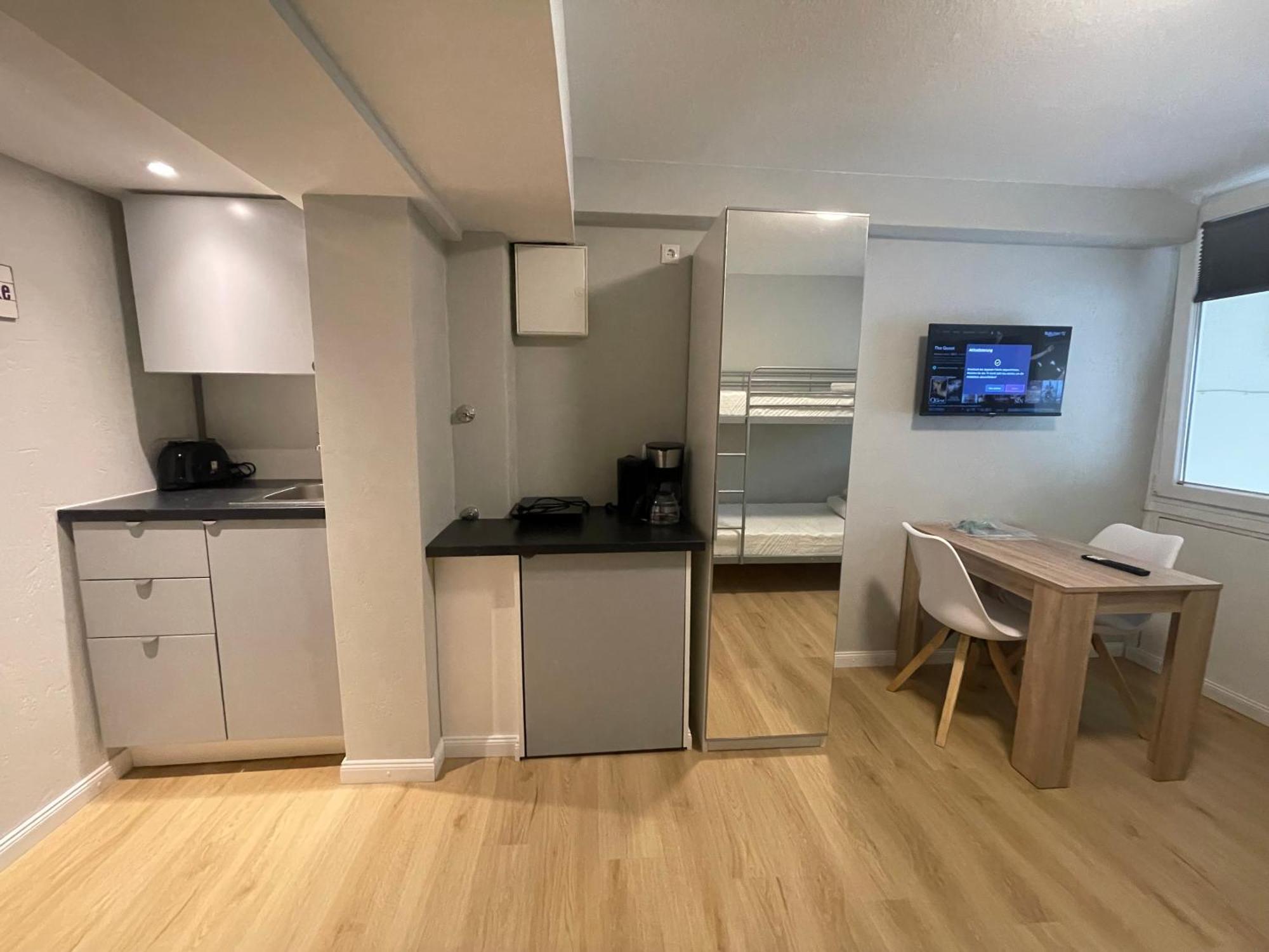 Suesses Kleines Und Zentrales Apartment Fuer Zwei Personen Mitten In Hambourg Extérieur photo