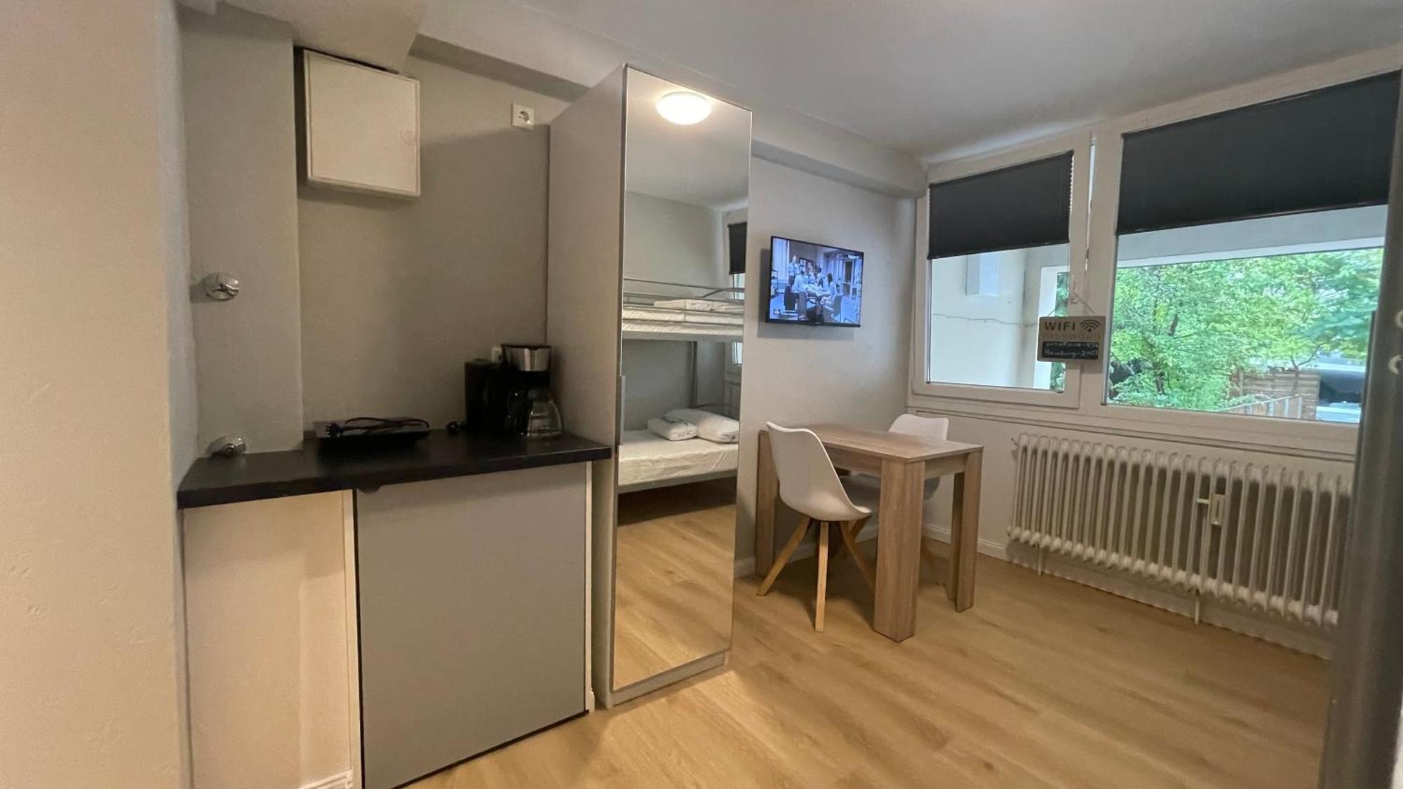 Suesses Kleines Und Zentrales Apartment Fuer Zwei Personen Mitten In Hambourg Extérieur photo