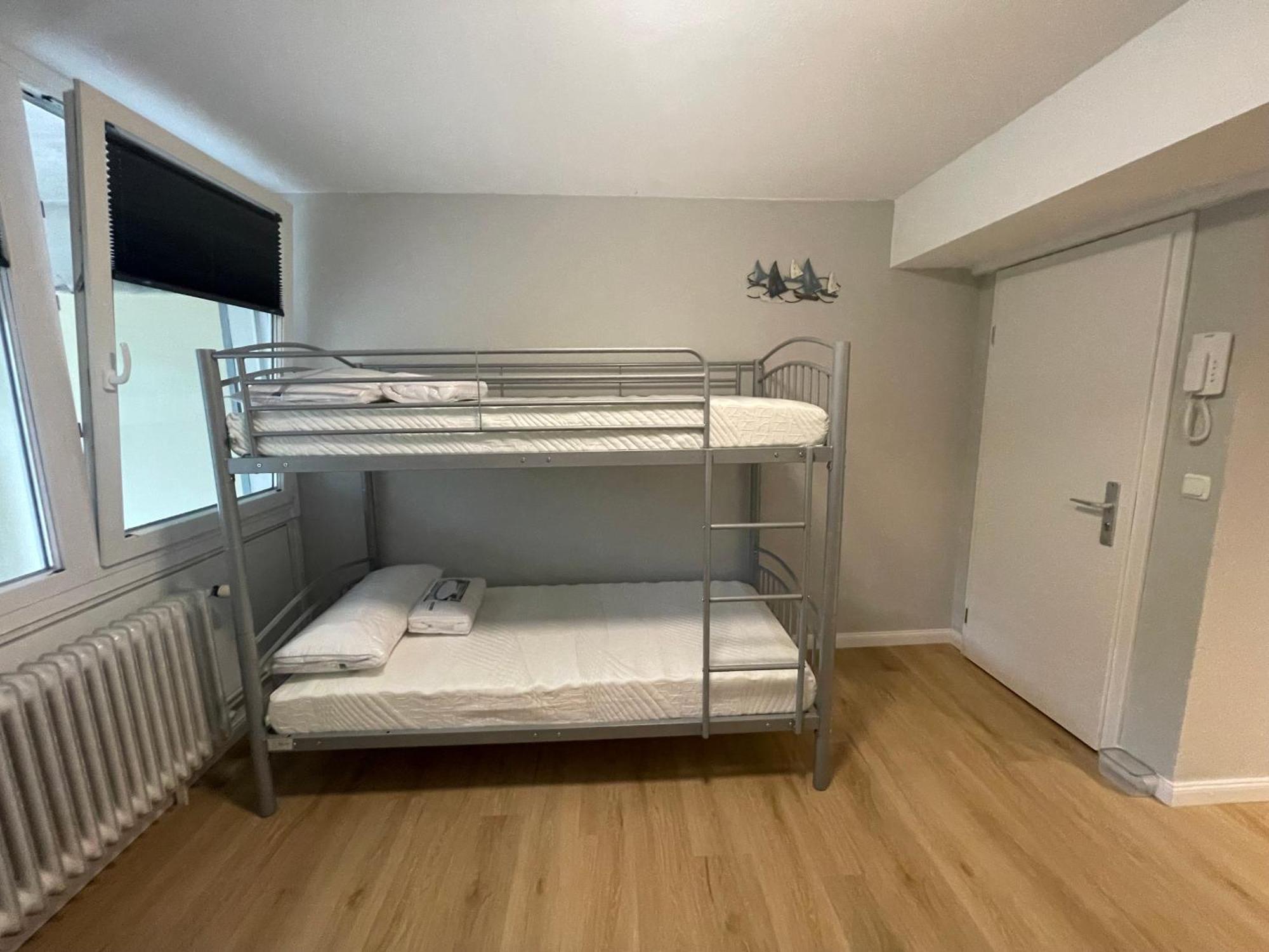 Suesses Kleines Und Zentrales Apartment Fuer Zwei Personen Mitten In Hambourg Extérieur photo