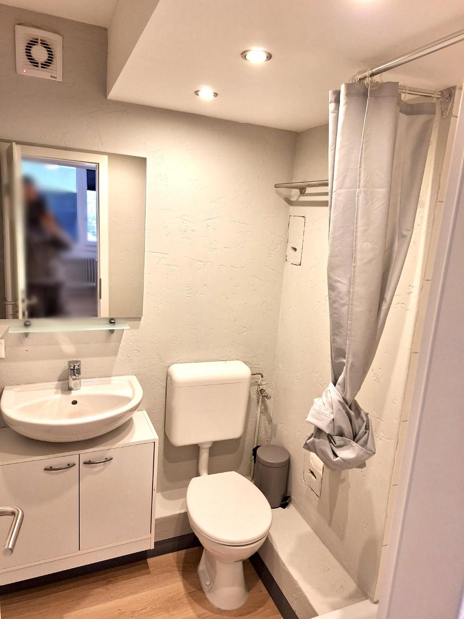 Suesses Kleines Und Zentrales Apartment Fuer Zwei Personen Mitten In Hambourg Extérieur photo